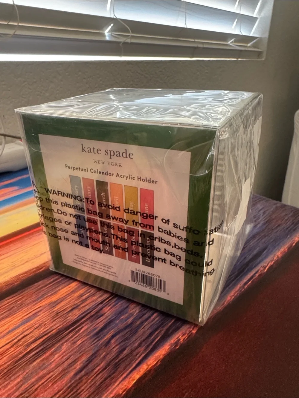kate spade Clear Acrylic Perpetual Calendar - White & Green Colorblock